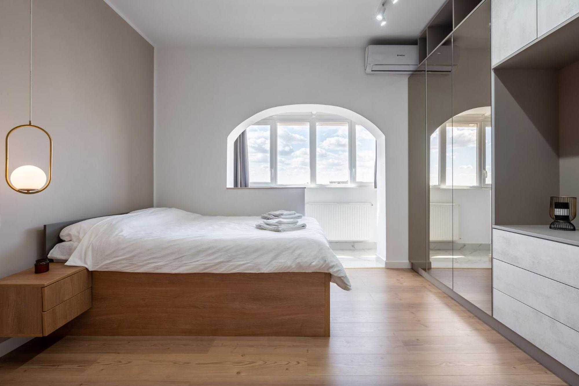 Sunset - Luxury Studio On Calea Victoriei Bukarest Exteriör bild